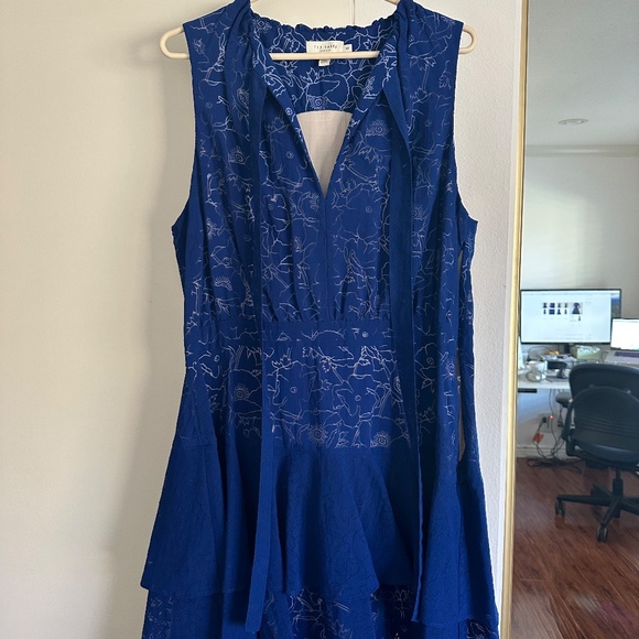 Ted Baker Timmia Bow-Neck Minidress - Ted Baker Size 5 // US Size 10-12 - Picture 12 of 16